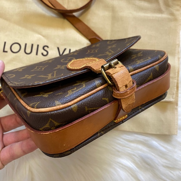 Authentic vintage Louis Vuitton monogram Cartouchiere  crossbody PM - Picture 3 of 10